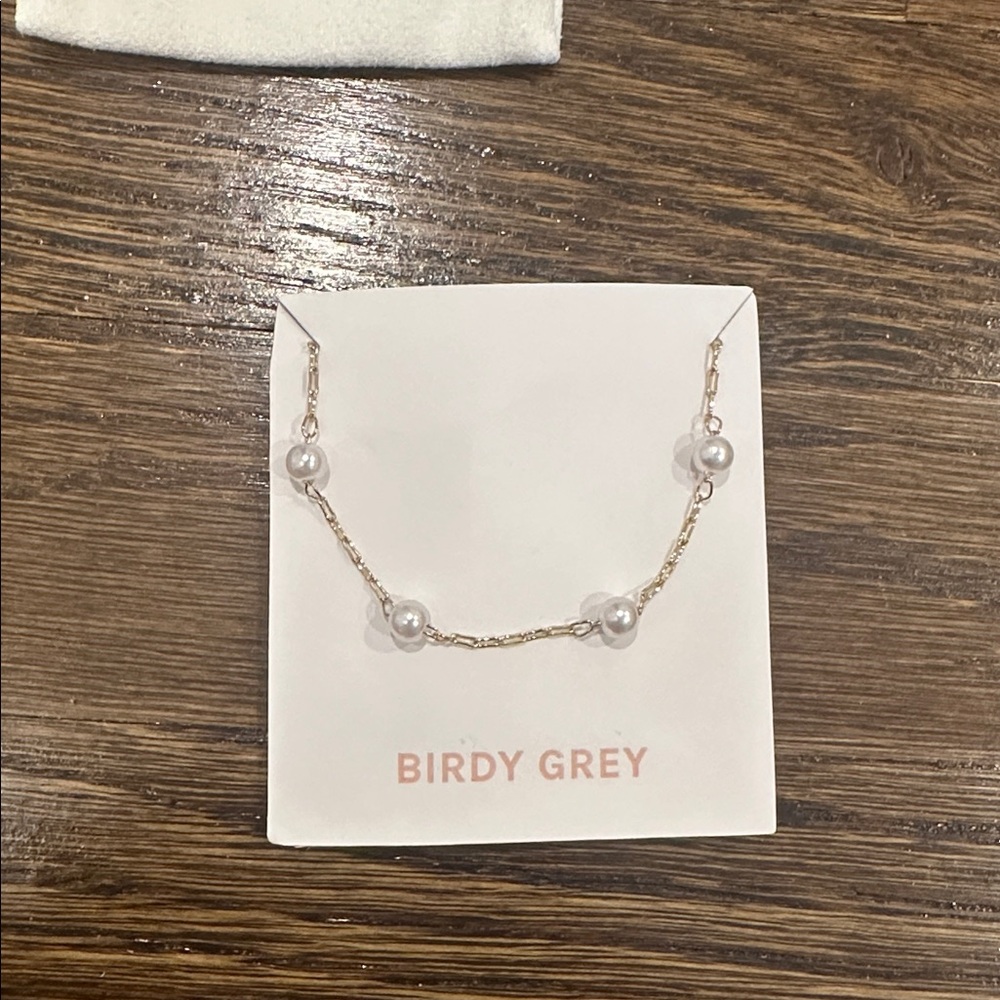 Pearl necklace